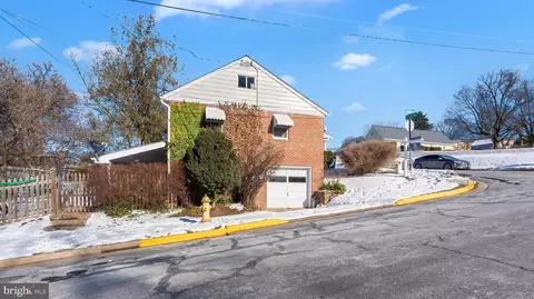 72 Madison St, Westminster, MD 21157