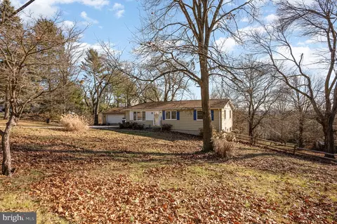 2001 E Deep Run Rd E, Manchester, MD 21102