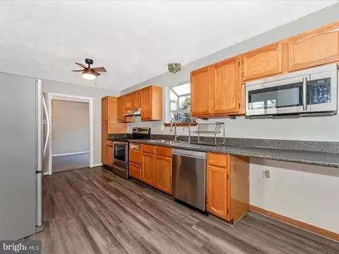 Kitchen - 4040 Carrollton Rd, Upperco, MD 21155 photo 3 of 6