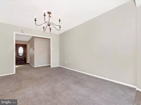 Living - 4040 Carrollton Rd, Upperco, MD 21155 photo 5 of 7