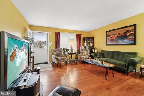 990 Eckard Ct, Westminster, MD 21158 photo 9