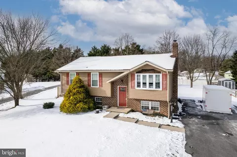 1204 Guadelupe Ct, Westminster, MD 21157
