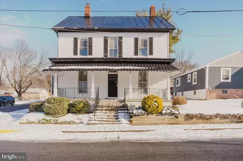 1 Farquhar St, Union Bridge, MD 21791