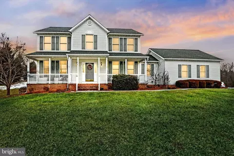 2100 Clopper Ct, Finksburg, MD 21048