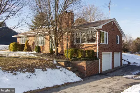 704 Stone Rd, Westminster, MD 21158