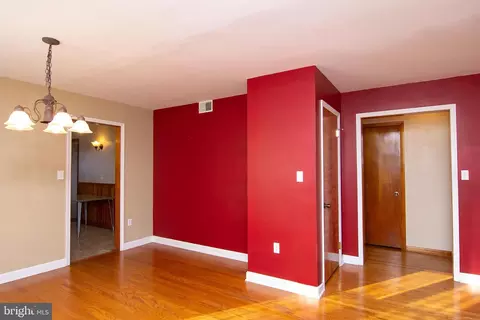 Living - 704 Stone Rd, Westminster, MD 21158 photo 4 of 7