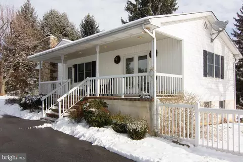 5735 Oklahoma Rd, Sykesville, MD 21784
