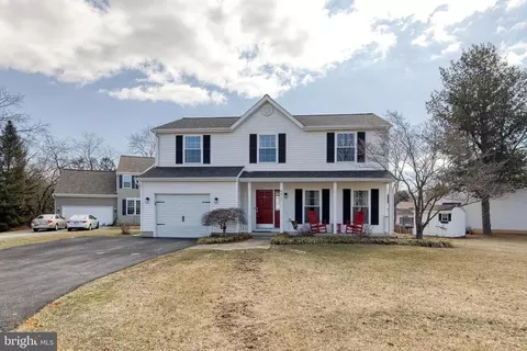 4011 Yoke Dr, Hampstead, MD 21074