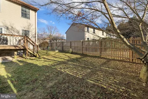 795 Windsor Ct, Westminster, MD 21158 photo 4