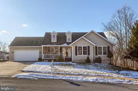 189 Bentley St, Taneytown, MD 21787