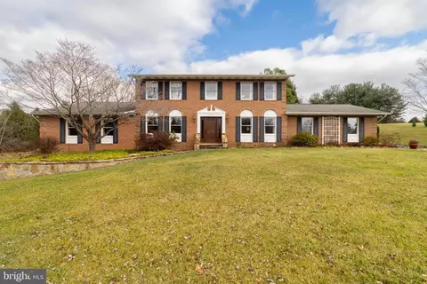 2503 Vance Dr, Mount Airy, MD 21771