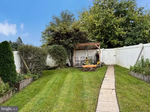 8 Elger St, Union Bridge, MD 21791 photo 3