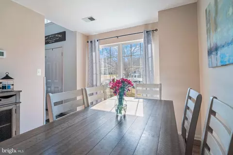 1431 Burnside Dr, Hampstead, MD 21074 photo 11