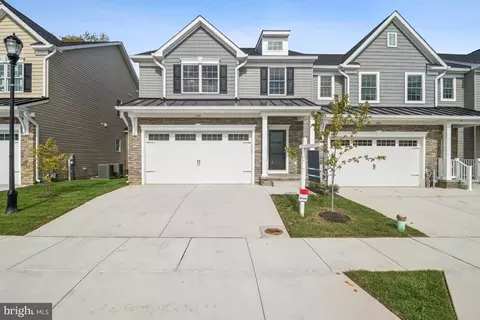 1714 Botanical Ct #23, Sykesville, MD 21784