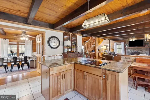Kitchen - 2575 Ebbvale Rd, Manchester, MD 21102 photo 4 of 4