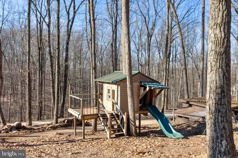 Exterior - 2575 Ebbvale Rd, Manchester, MD 21102 photo 8 of 8