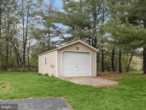 Exterior - 420 Leppo Rd, Westminster, MD 21158 photo 5 of 11