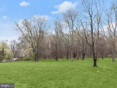 Exterior - 420 Leppo Rd, Westminster, MD 21158 photo 7 of 11