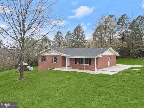 Exterior - 420 Leppo Rd, Westminster, MD 21158 photo 9 of 11