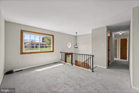 Living - 195 Phillips Dr, Hampstead, MD 21074 photo 1 of 2