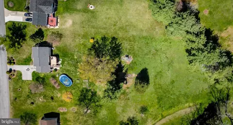 View/Area - 195 Phillips Dr, Hampstead, MD 21074 photo 3 of 7