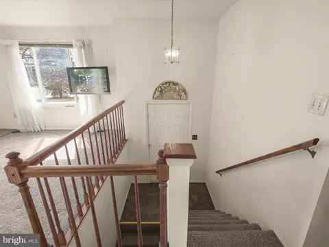 Entry Way - 1100 Cedarbrook Rd, Hampstead, MD 21074 photo 1 of 2