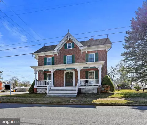 33 Broadway St, Union Bridge, MD 21791