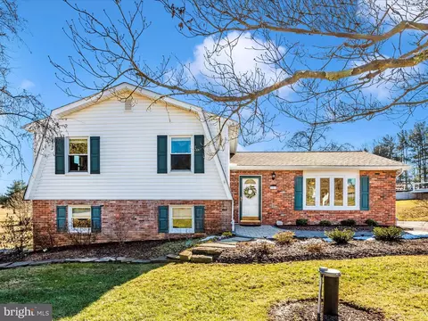 741 Fannie Dorsey Rd, Sykesville, MD 21784