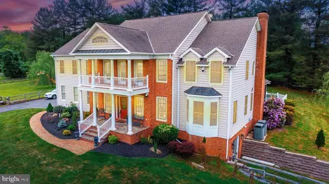 2729 Hollow View Dr, Finksburg, MD 21048