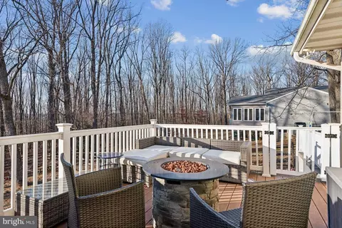 Exterior - 2294 Albert Rill Rd, Hampstead, MD 21074 photo 6 of 9