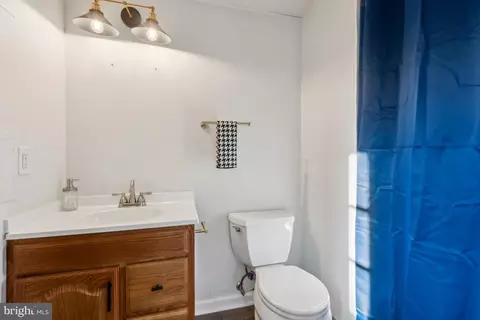 Bath - 2294 Albert Rill Rd, Hampstead, MD 21074 photo 3 of 3
