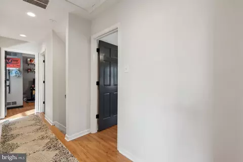 Entry Way - 2294 Albert Rill Rd, Hampstead, MD 21074 photo 6 of 6