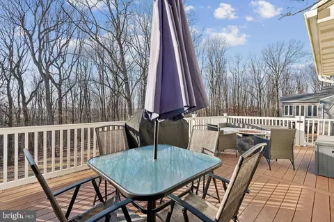Exterior - 2294 Albert Rill Rd, Hampstead, MD 21074 photo 2 of 9