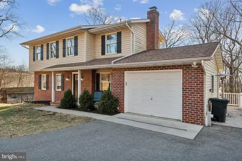 Exterior - 2294 Albert Rill Rd, Hampstead, MD 21074 photo 4 of 9