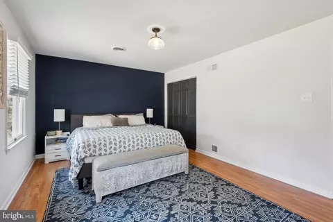 Bedroom - 2294 Albert Rill Rd, Hampstead, MD 21074 photo 2 of 5