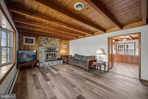335 Hook Rd, Westminster, MD 21157 photo 3