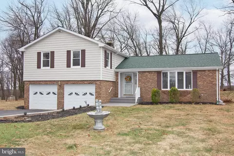 2840 Gillis Rd, Mount Airy, MD 21771