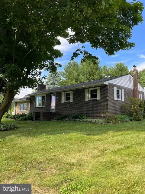 1205 Carrollyn Dr, Westminster, MD 21158