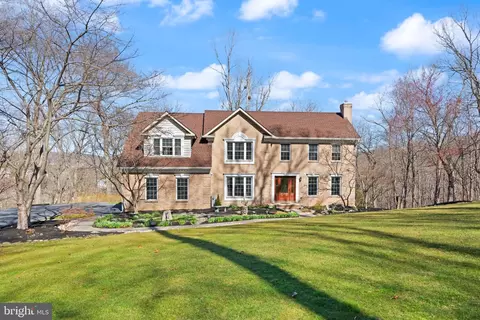 2015 Bonhill Dr, Reisterstown, MD 21136
