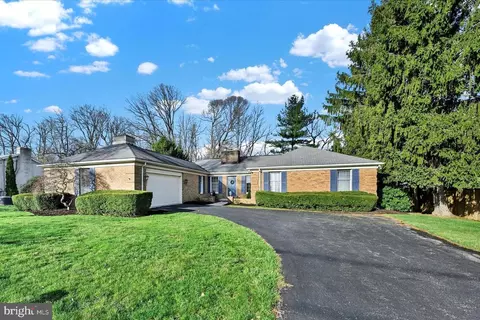 1612 Saint Paul St, Hampstead, MD 21074