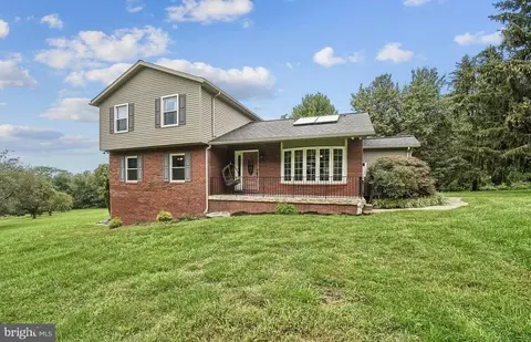 3160 Cardinal Dr, Westminster, MD 21157