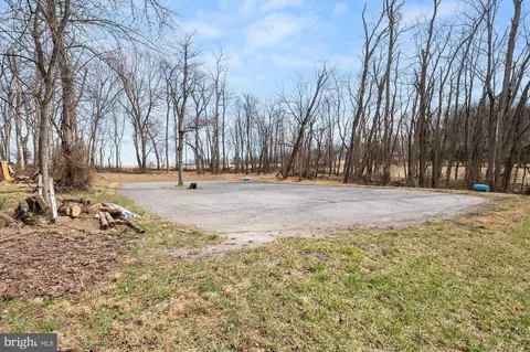 Exterior - 172 Leppo Rd, Westminster, MD 21158 photo 2 of 12