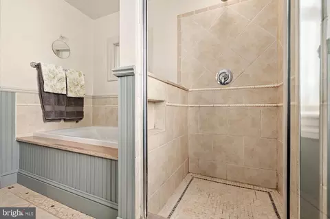 Bath - 172 Leppo Rd, Westminster, MD 21158 photo 5 of 7