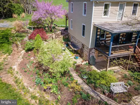 Exterior - 172 Leppo Rd, Westminster, MD 21158 photo 10 of 12