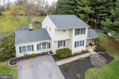 1321 Wakefield Valley Rd, New Windsor, MD 21776
