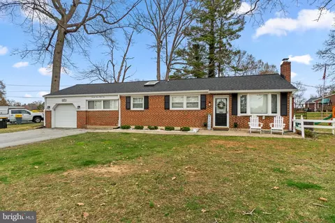 7733 Carter Rd, Sykesville, MD 21784
