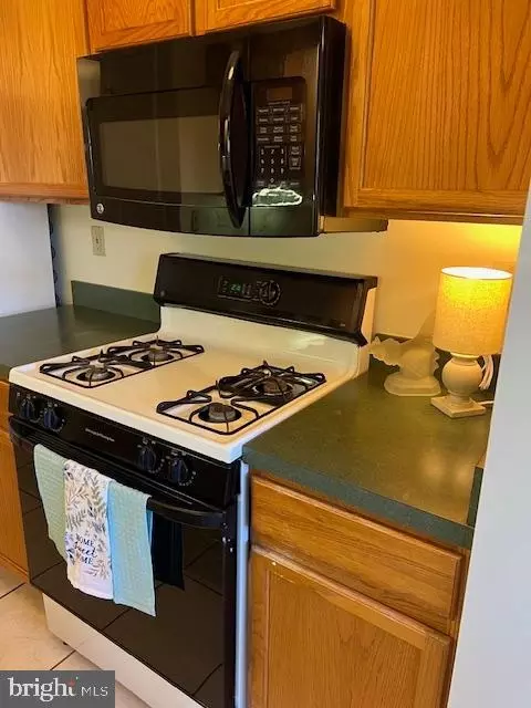 Kitchen - 3810 Normandy Dr #3B, Hampstead, MD 21074 photo 3 of 3