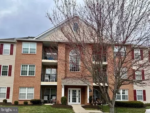 3810 Normandy Dr #3B, Hampstead, MD 21074