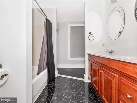 Bath - 260 E Main St, Westminster, MD 21157 photo 2 of 4