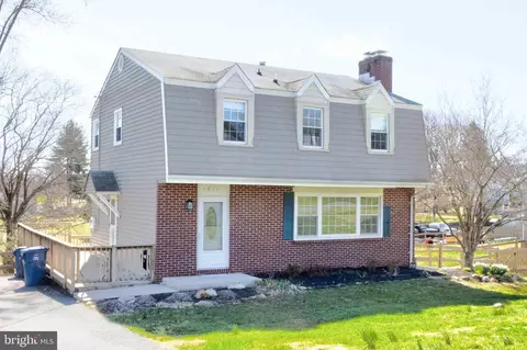 1911 Suffolk Rd, Finksburg, MD 21048